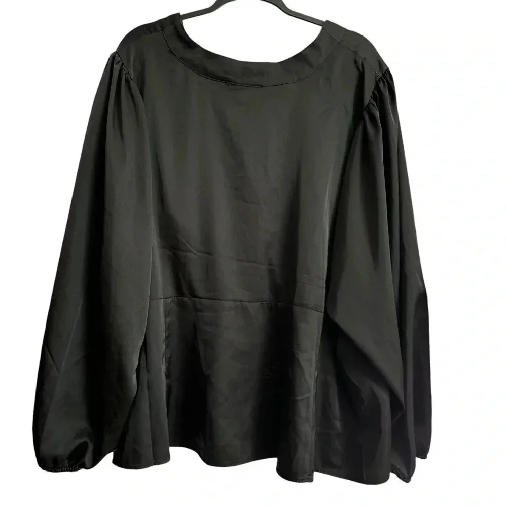 🌴Torrid NWT Satin Button Front Top 5X/28 in Deep Black - Picture 4 of 6